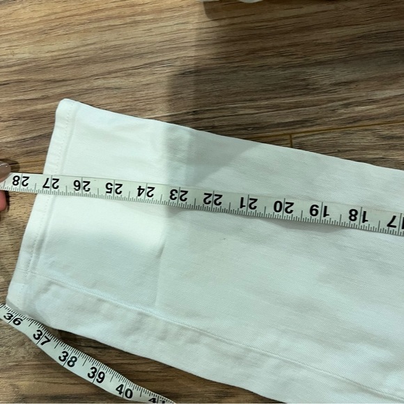 J. Crew Essential straight white jean in all-day stretch - Picture 10 of 12